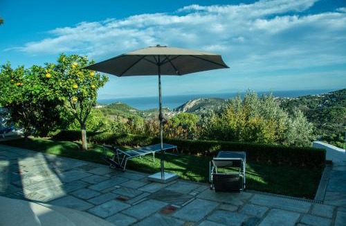 Ormos Agiou Ioannou House | Maya's home