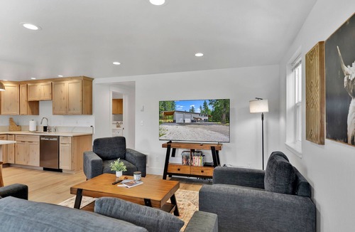 Sagle House | Meadow Retreat Secluded Home