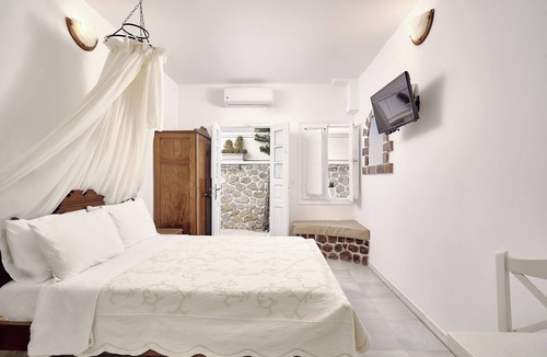 Imerovigli Hotel | Merovigliosso Budget Studio ground floor