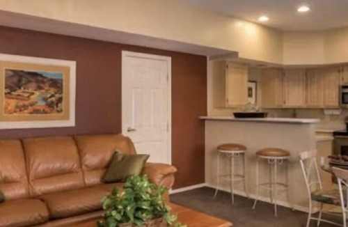 East Mesa Villa | MESA~Championship Golf Resort~ Elite King 1 Bedroom~Spring Training ~ SLPS 4