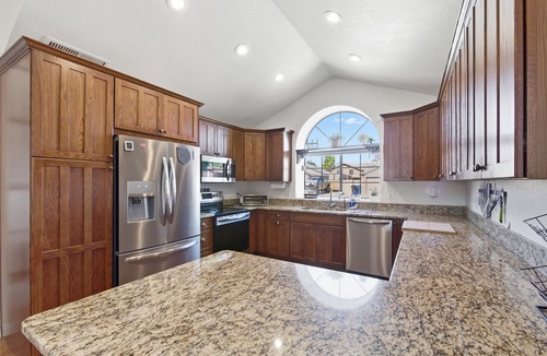 Mesa House | Mesa Family Retreat, Pool, Yard, Pet Friendly