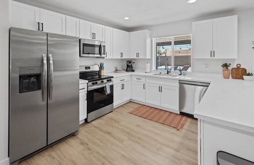 Mesa House | Mesa Magic | Pool & Hot Tub | 10 Min ASU/Gilbert