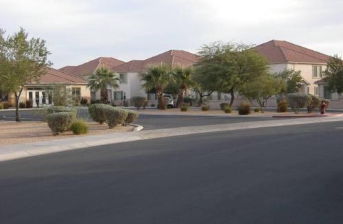 Mesquite House | Mesquite Nevada Vacation Rental - Ground Level and double car garage