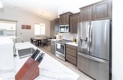 Mesquite House | Mesquite Retreat with great patio, pool, and putting green!