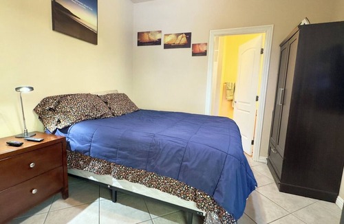McCullough Hills House | Micro Casita! Private Entrance! Ensuite Bath!