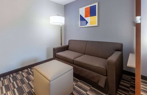 Sunbury Hotel | Microtel Inn & Suites by Wyndham Sunbury/Columbus North