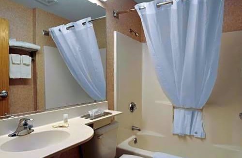 Baldwinsville Hotel | Microtel Inn & Suites by Wyndham Syracuse Baldwinsville