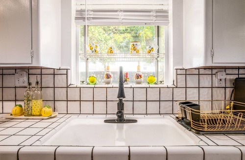 Madera House | Mid-Century Home with Pool in Madera