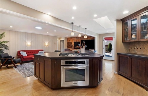 Central Rim House | Mid-Century Modern House, Boise Central Rim, Walk/Bike Downtown & Parks