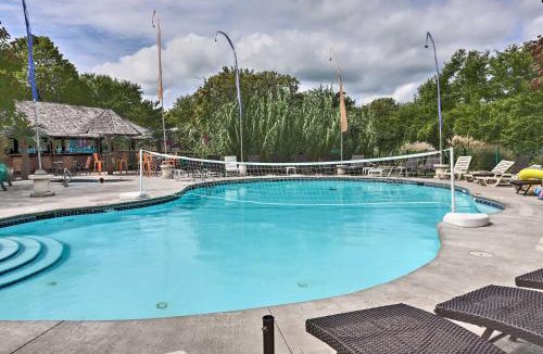 Put-in-Bay House | Middle Bass Condo w/Balcony, Lake Erie Views
