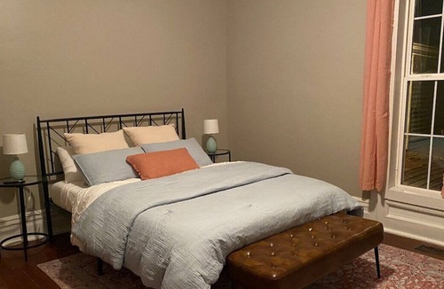 Midway House | Midway 3-Bedroom Home