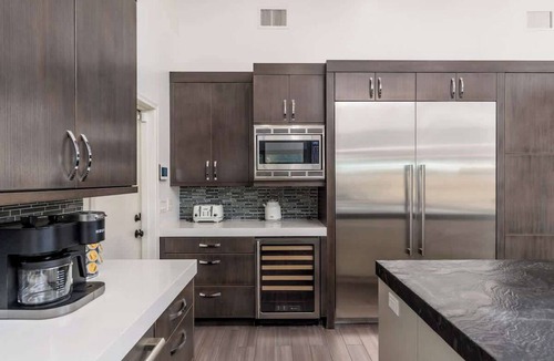 Central Scottsdale House | Million$ MiniResort+WaterSlide+PickleBall+Golf+Spa