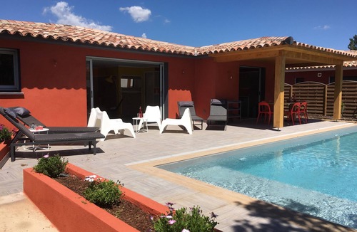 Sainte-Lucie-de-Porto-Vecchio Villa | MIMOSA, New villa, sleeps 4/6, private heated pool, beach 300m away, PMR