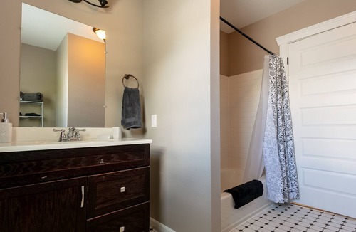 Kellogg House | Miner’s Manor Vintage charm with modern comforts