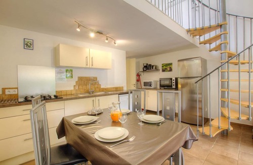 San-Gavino-di-Carbini Villa | Mini semi-detached villa in residence with heated pool, air conditioning and wifi