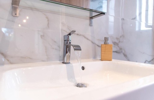 Spata-Artemida Hotel | Mini Suites Near Athen's Airport Free Shuttle From and to Athen's Airport