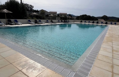 Lozari House | MINI VILLA ALLIANCE WIFI NEAR ILE ROUSSE