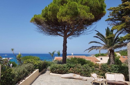Marine de Saint Ambroggio House | Mini-villa Bord de mer vue mer et Montagne Marine de Sant Ambroggio Lumio