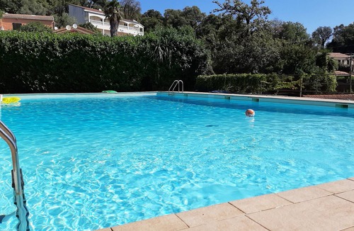 San-Nicolao Apartment | Mini Villa Dans une Résidence au Calme Avec Piscine! Idéal Couple Avec 1 Enfant