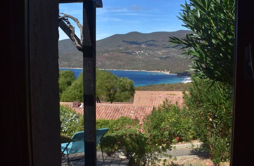 Serra-di-Ferro Villa | Mini-villa, magnificent sea view - heated pool - residence in Serra Di Ferro