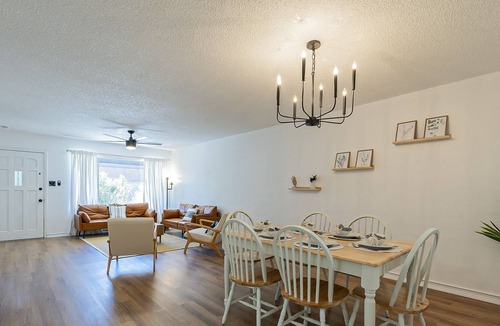 Fashion Square Apartment | Minimalist Vibe 5 star Location 2BR 6min Downtown Scottsdale
