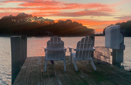 Royal Oak House | Minutes from Downtown Easton and St. Michaels | Kayaks | Pool | Private Dock