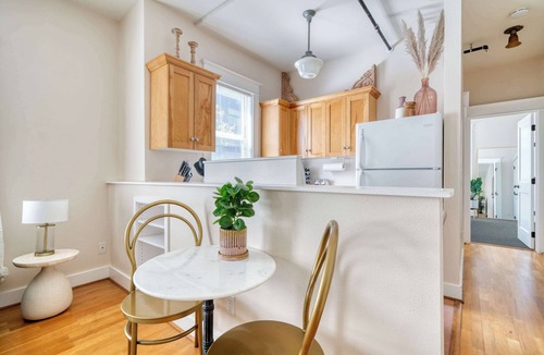 Mississippi District House | Mississippi Ave Compound | 7BR Sleeps 14