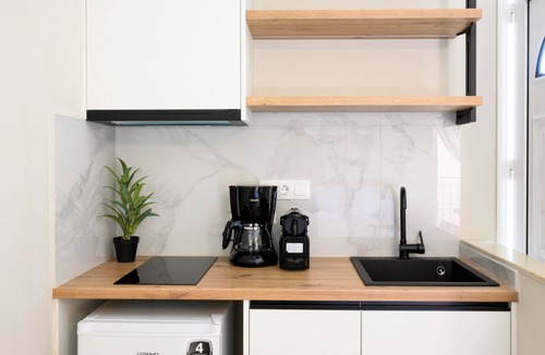 Tsoukaladhes Apartment | ML Houses Lefkada