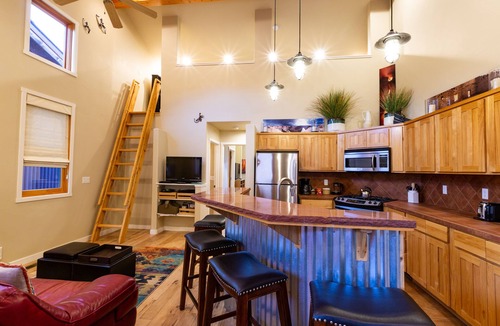 Moab Hotel | Moab Springs Ranch