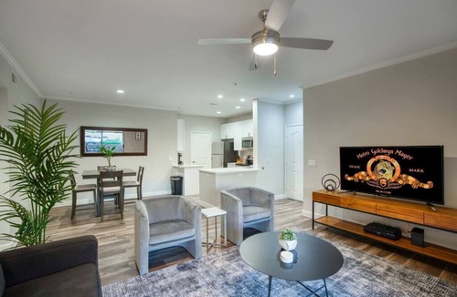 McDowell Mountain Apartments Apartment | Modern 2-BR Condo near Kierland