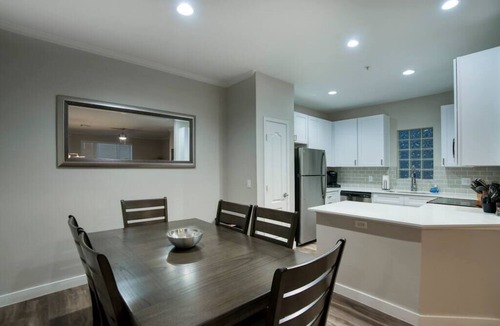 McDowell Mountain Apartments Apartment | Modern 3-BR Condo near Kierland