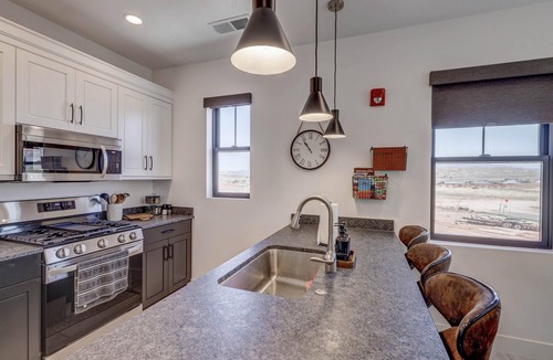 Washington Cottage | Modern | Clean | Getaway for Two! Mini Ranch Casita