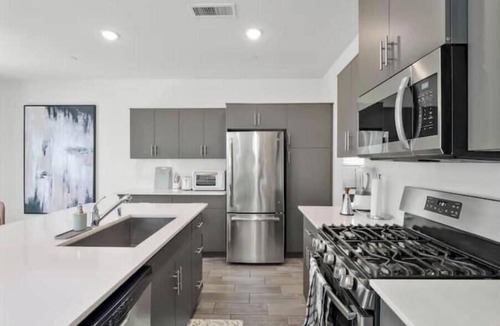 Clovis House | Modern Comfort: Clovis Corner Edition