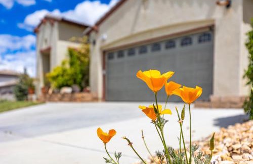 Tehachapi House | Modern Home Prime Location Loaded With Extras