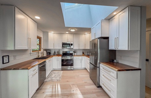 Town of Owasco House | Modern Lake Front home with 75' of Flat Lake Frontage