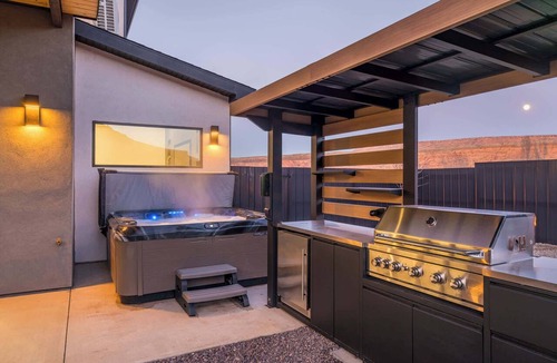 Moab South Valley House | Modern Luxury @ Copper View Moab