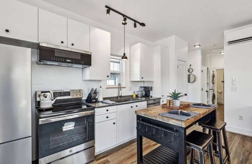 Franklin to the Fort House | * * * * *Modern Missoula Bungalow* * * * *