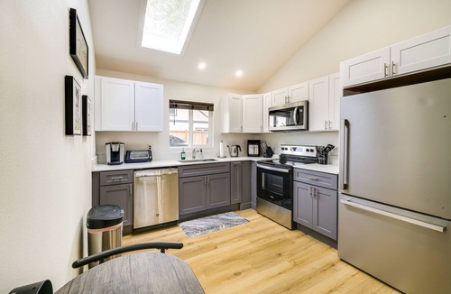 Pacific House | Modern Pacific Vacation Rental: 5 Mi to Lake Tapps