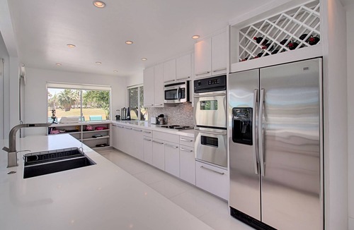 Indian Canyon House | Modern Palm Springs Golf Course Property, 3 bedrooms,sleeps 6,pool/jacuzzi