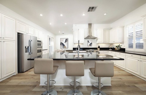 Greenacres House | MODERN RETREAT Prime location, On golf course