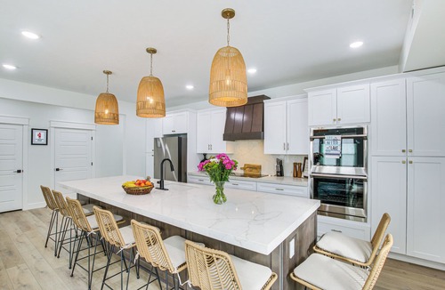 Garden City Cottage | Modern & Spacious Garden City Home w/Pool Access!