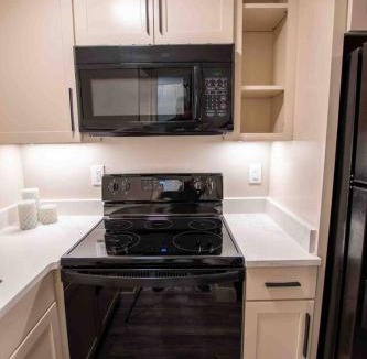 Englewood Apartment | Modern Studio Basement with Private Entrance