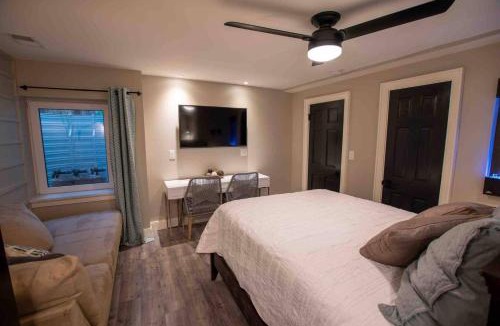 Englewood Apartment | Modern Studio Basement with Private Entrance