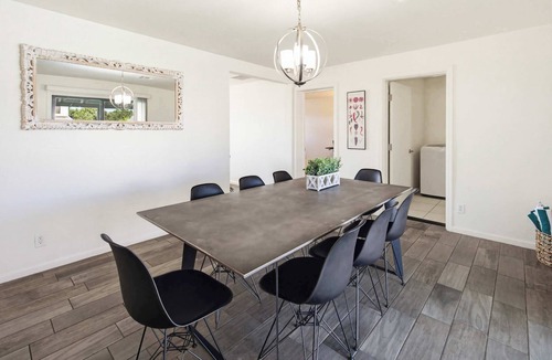 Tempe House | Modern Tempe Home with Pool