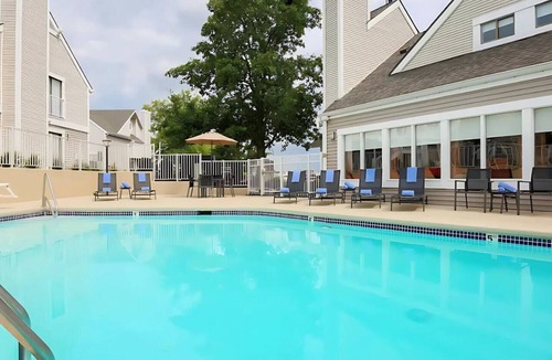 Sharonville Apartment | Modern Townhome Turnkey Extended Stay Flexible Lease