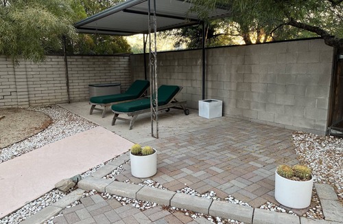 Saguaro Miraflores House | Modern Tucson Desert Home 3 BR 2 BA Pool close to all