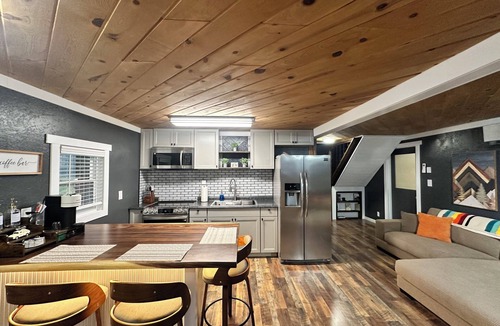 Arlee Cabin | Montana Cabin Near Missoula Mountain Views + Wildlife
