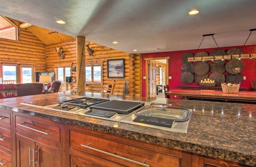 Philipsburg House | Montana Lodge on 132 Acres | Sleeps 12
