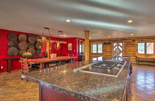Philipsburg House | Montana Lodge on 132 Acres | Sleeps 12