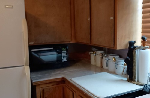 Florence Apartment | Montana Mountain Majesty BnB Discounts for longer stay NEW